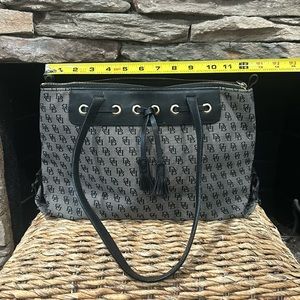 Dooney Bourke Purse